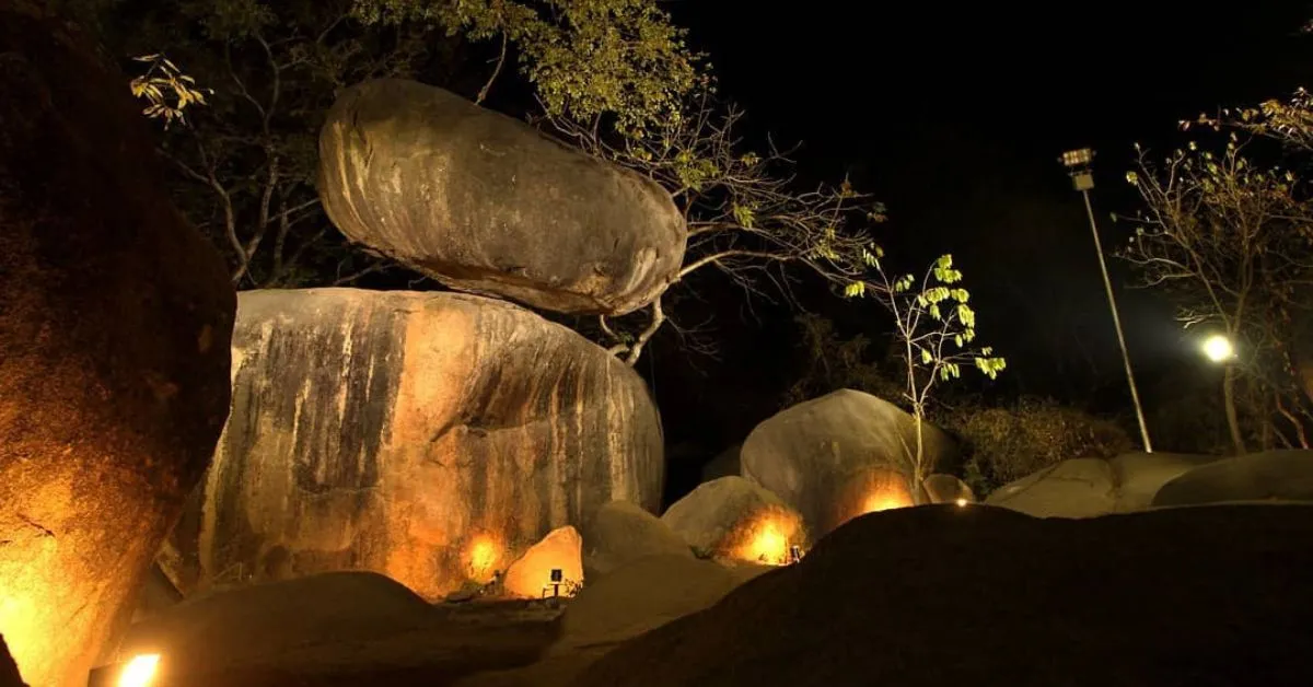 Balancing Rock Jabalpur