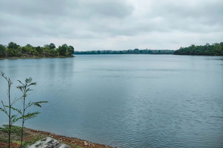 khandari lake waterfall jabalpur