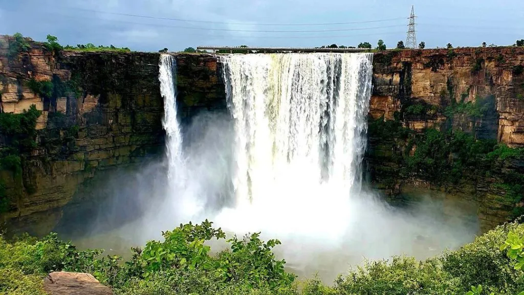 Chachai Waterfall 